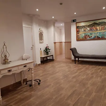 Hostal Lloret Playa Льорет-де-Мар